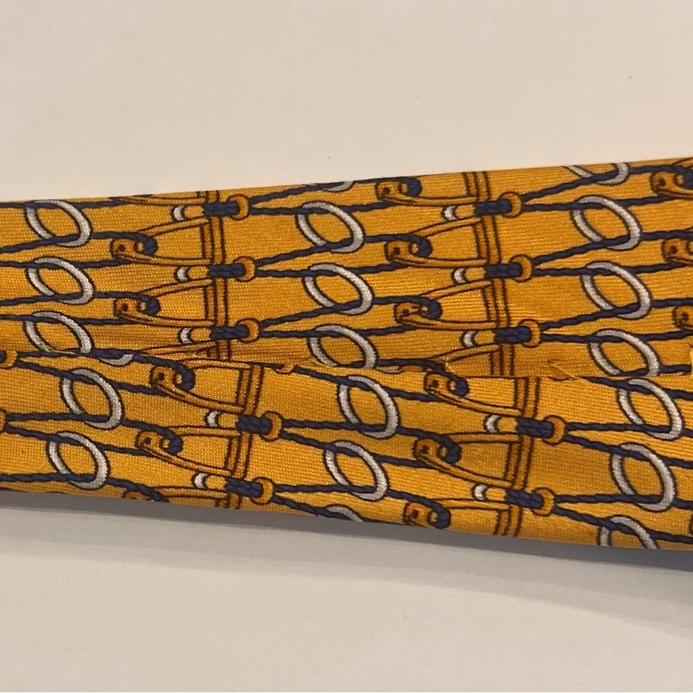 GUCCI Tie vintage 100% silk luxury necktie made in Italy
